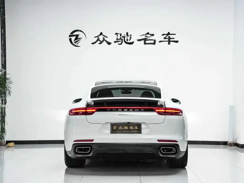 Porsche Panamera 2019 — фото 11