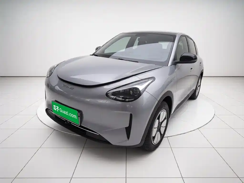 Geely Galaxy Starwish 2025 — фото 1