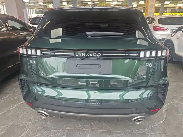 Lynk & Co 06 2023