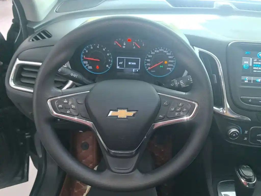 Chevrolet Equinox 2017 — фото 11