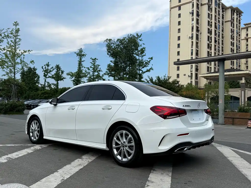 Mercedes-Benz A-Class 2021 — фото 14