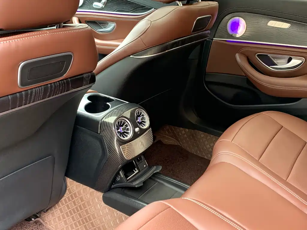 Mercedes-Benz E-Class 2017 — фото 8