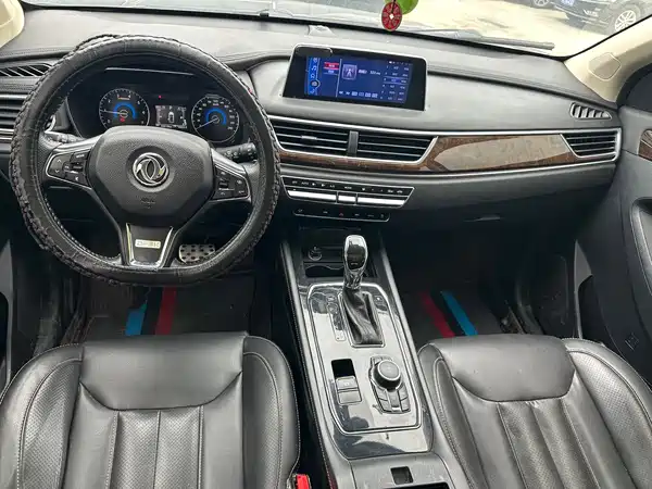 Dongfeng Scenery 580 2017