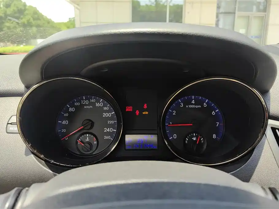 Hyundai Genesis Coupe 2012 — фото 14