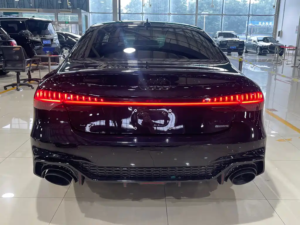 Audi A7L 2022 — фото 4