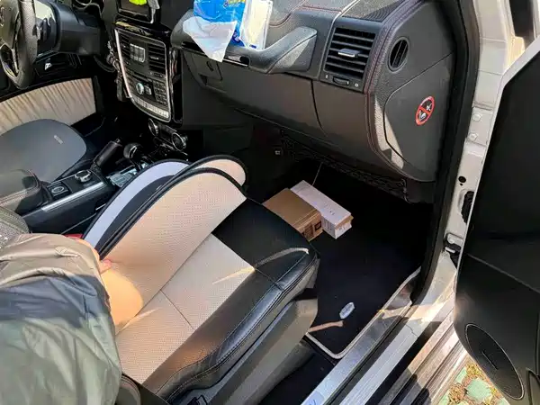 Mercedes-Benz G-Class 2015