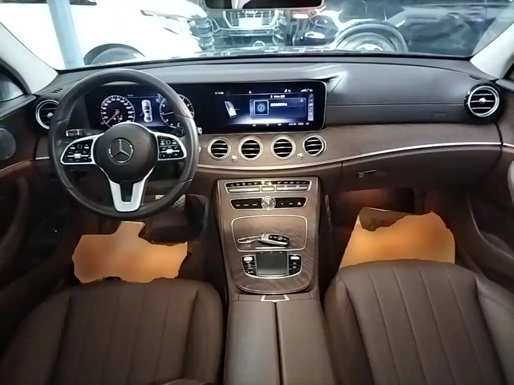 Mercedes-Benz E-Class 2020 — фото 10