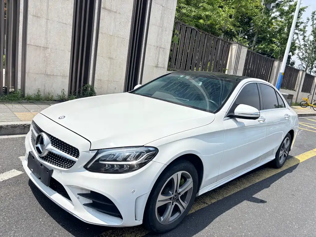 Mercedes-Benz C-Class 2019 — фото 1