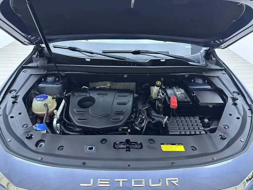 Jetour Jietu X70 PLUS 2023 — фото 18