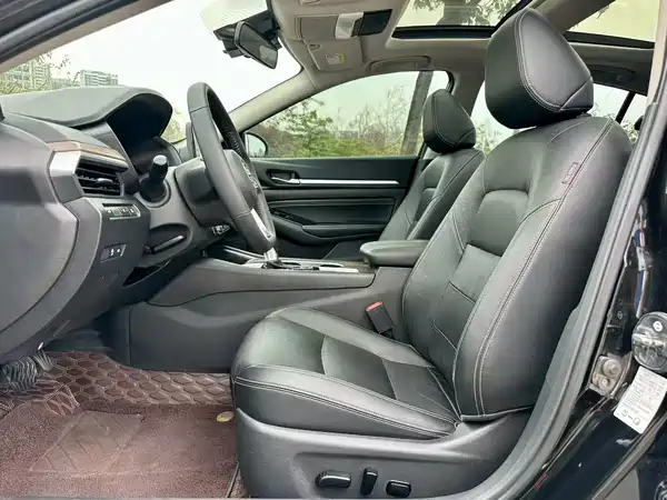 Nissan Teana 2022