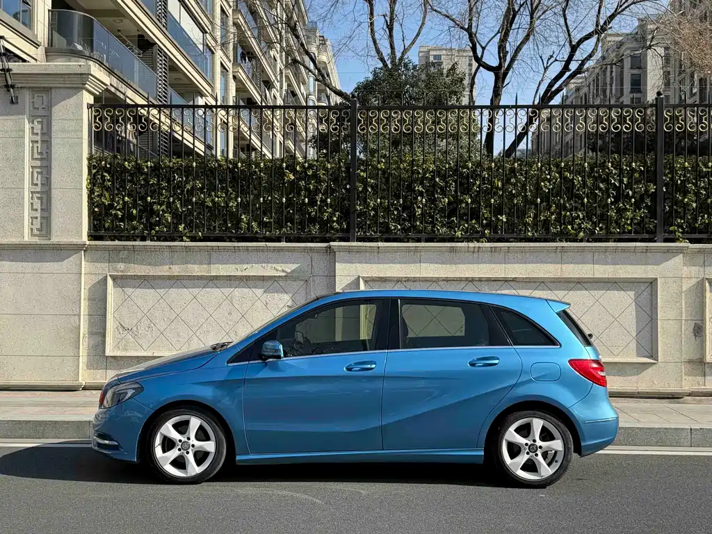 Mercedes-Benz B-Class 2014 — фото 3