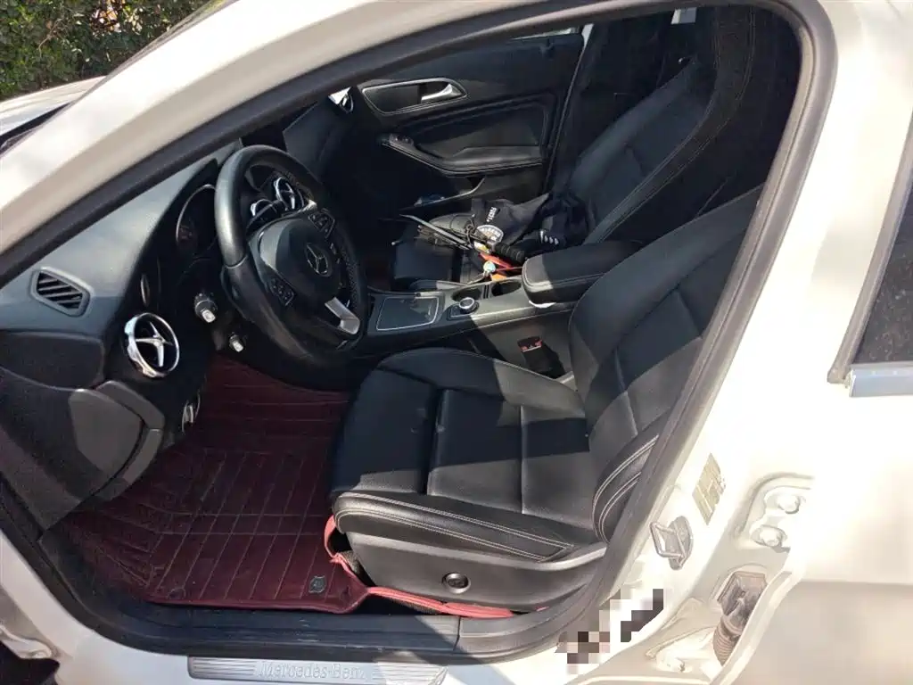 Mercedes-Benz GLA 2018 — фото 8