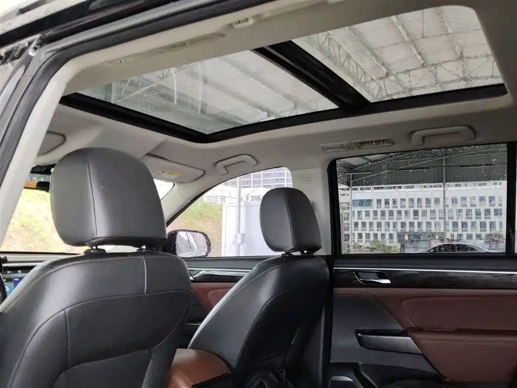 GAC Motor Trumpchi GS8 2019 — фото 18