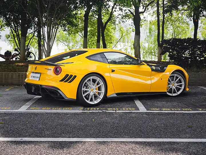 Ferrari F12berlinetta 2013 — фото 7