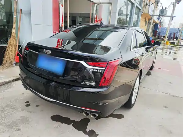 Cadillac CT6 2022