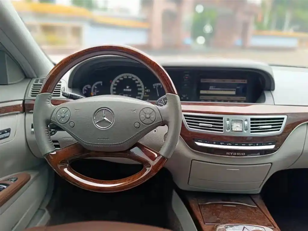 Mercedes-Benz S-Class 2011 — фото 6