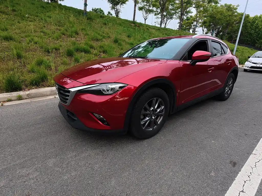 Mazda CX-4 2017 — фото 1