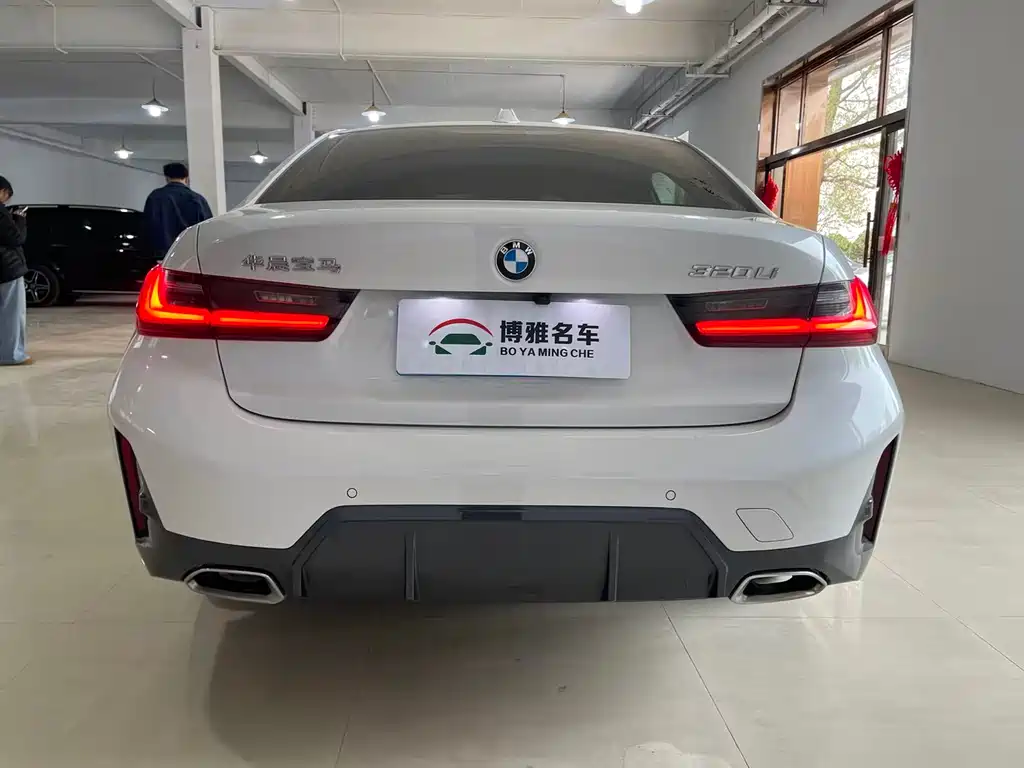 BMW 3 Series 2024