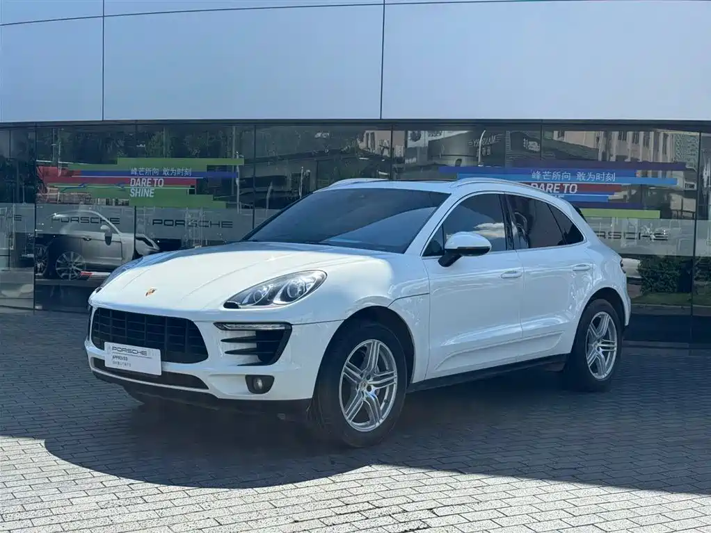 Porsche Macan 2016