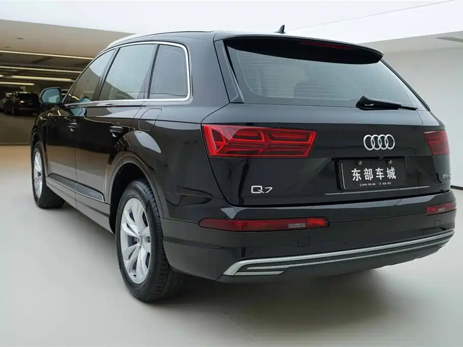 Audi Q7 New Energy 2020 — фото 4