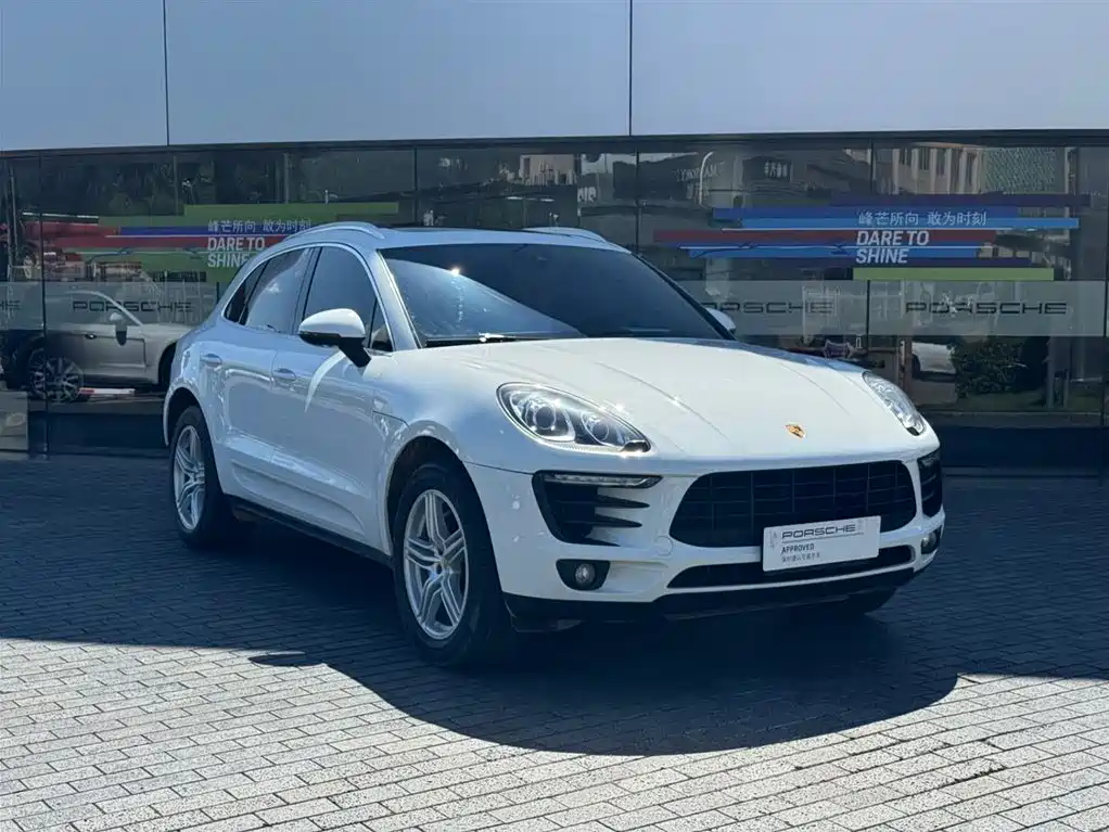 Porsche Macan 2016
