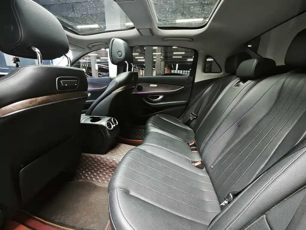 Mercedes-Benz E-Class 2020 — фото 6