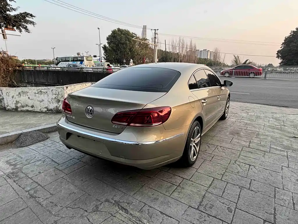 Volkswagen CC 2017 — фото 10