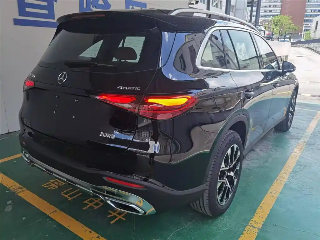 Mercedes-Benz GLC 2026
