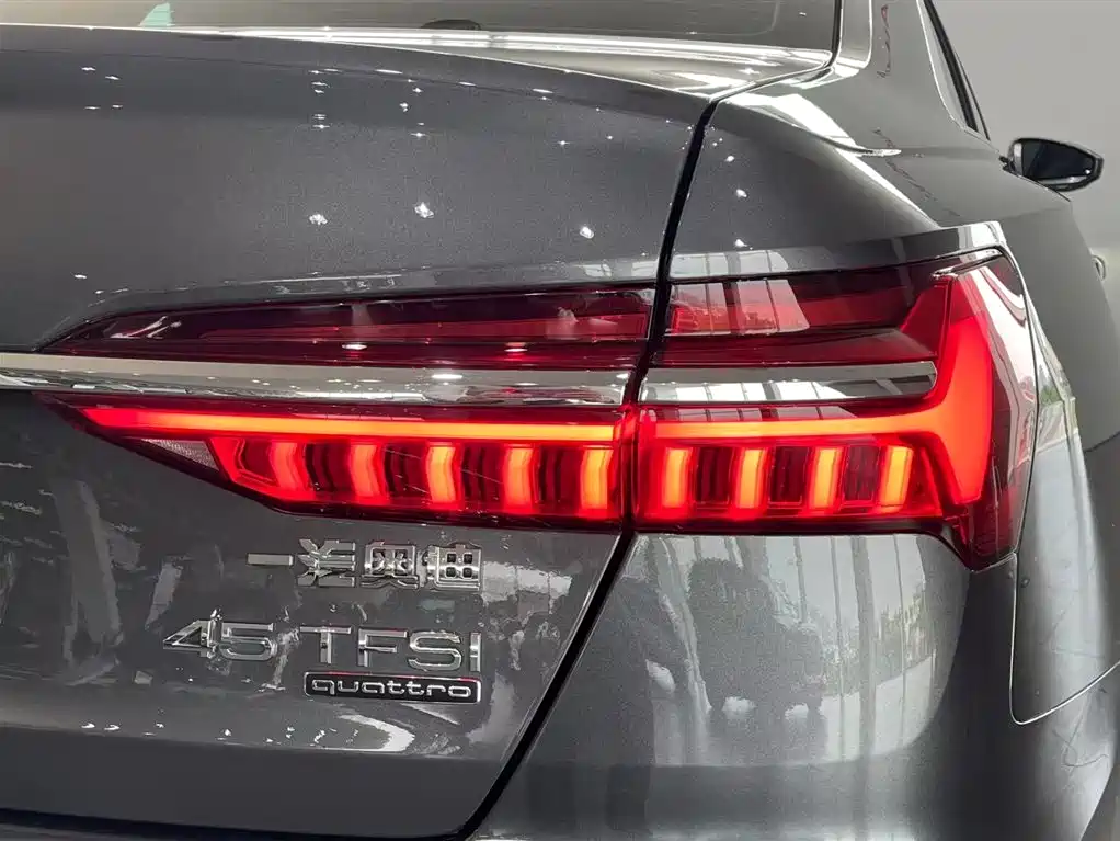 Audi A6L 2022 — фото 7