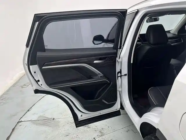 Haval H6 2023 — фото 27