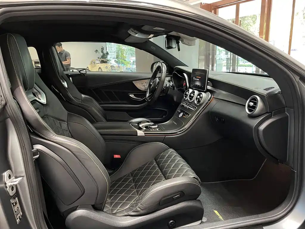 Mercedes-Benz C-Class AMG 2017 — фото 10