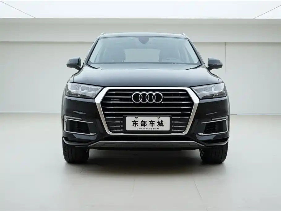 Audi Q7 New Energy 2020 — фото 2