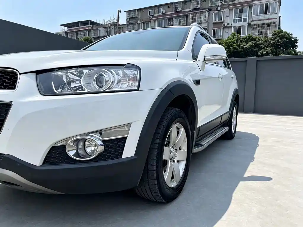 Chevrolet Captiva 2014 — фото 7
