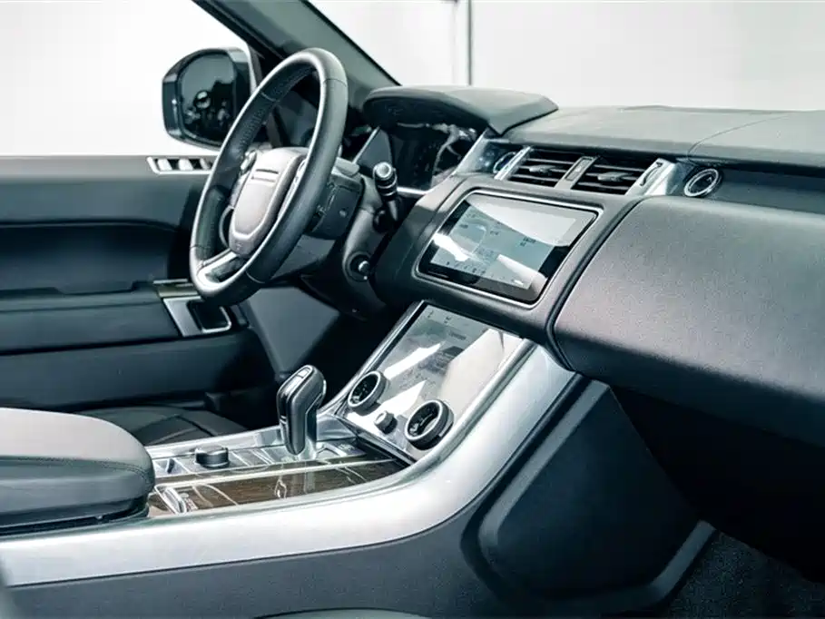 Land Rover Sport PHEV 2018 — фото 19