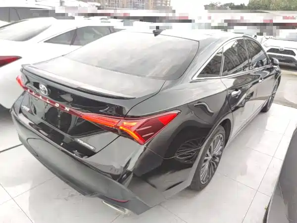 Toyota Avalon 2022