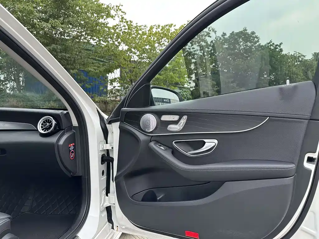 Mercedes-Benz C-Class 2020 — фото 9