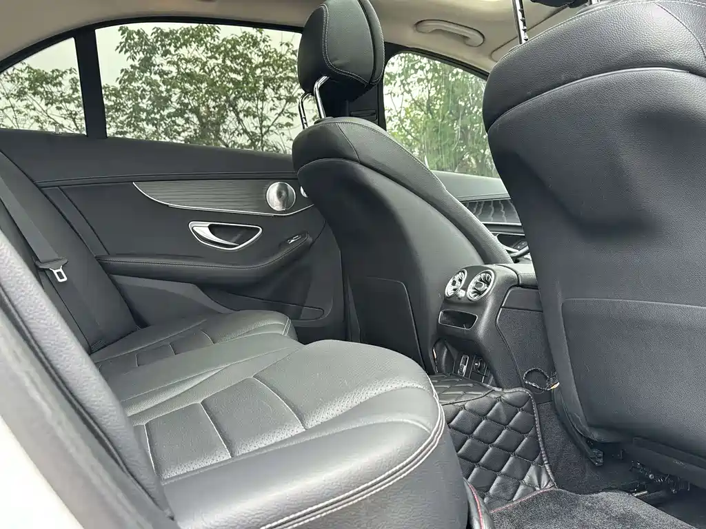 Mercedes-Benz C-Class 2020 — фото 10