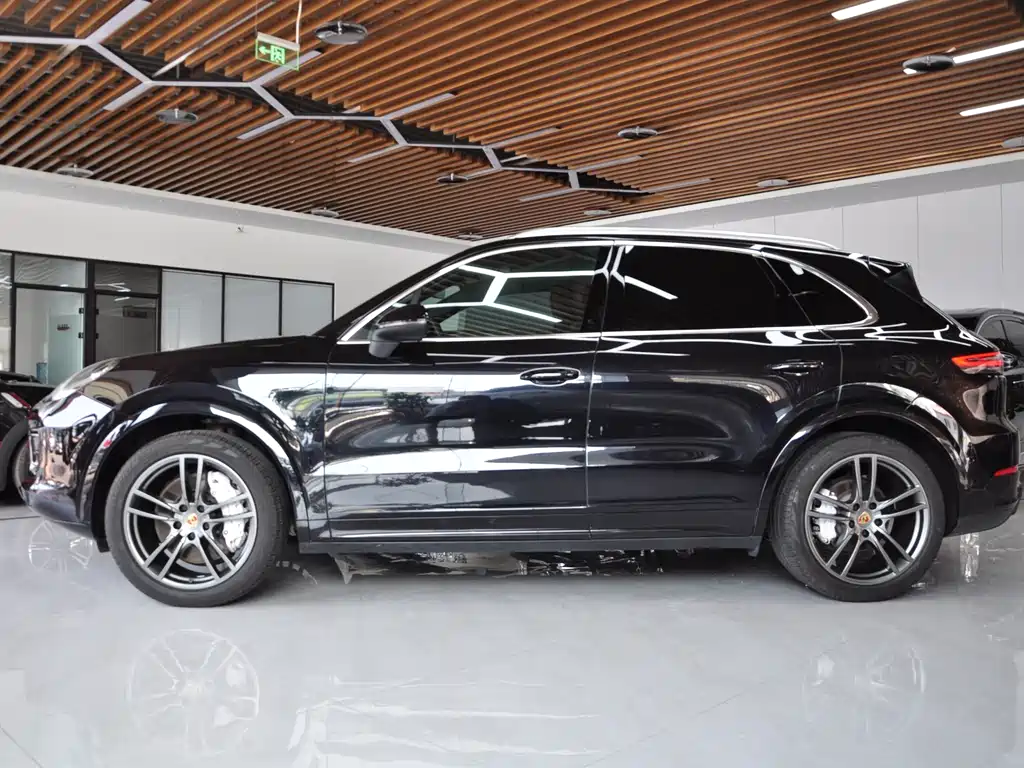 Porsche Cayenne 2020