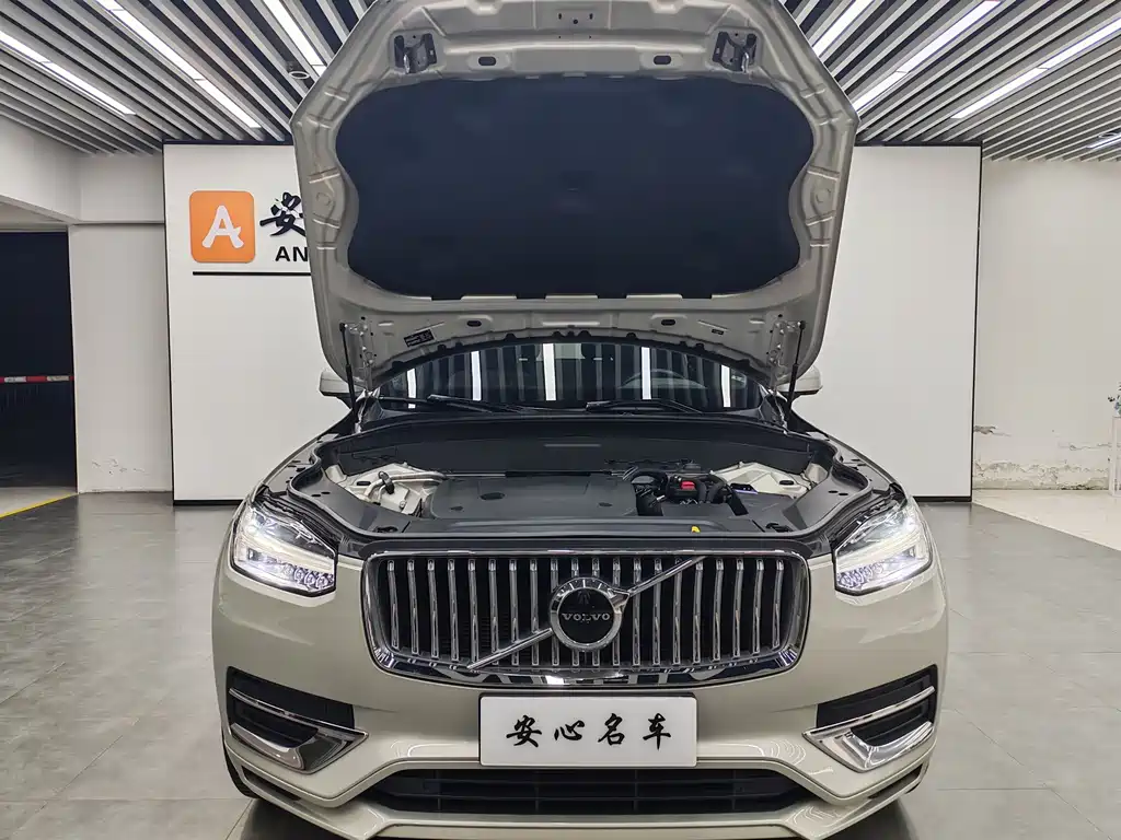 Volvo XC90 2022 — фото 4