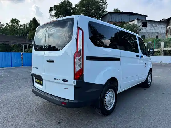 Ford Transit 2021