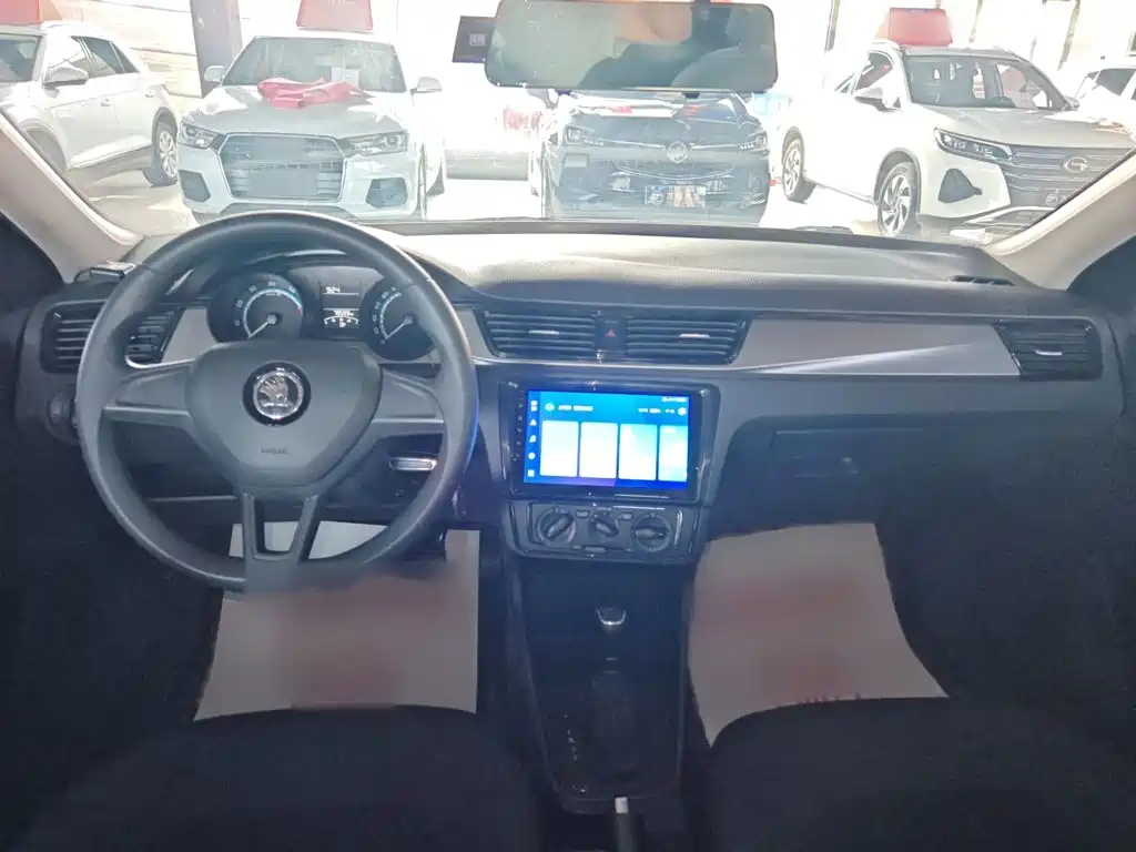 Skoda Rapid 2021 — фото 17