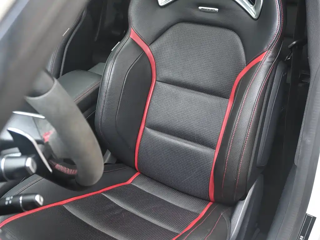Mercedes-Benz CLA AMG 2015 — фото 13