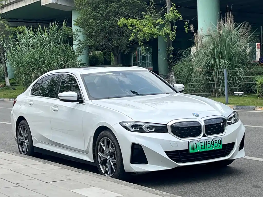 BMW i3 2022
