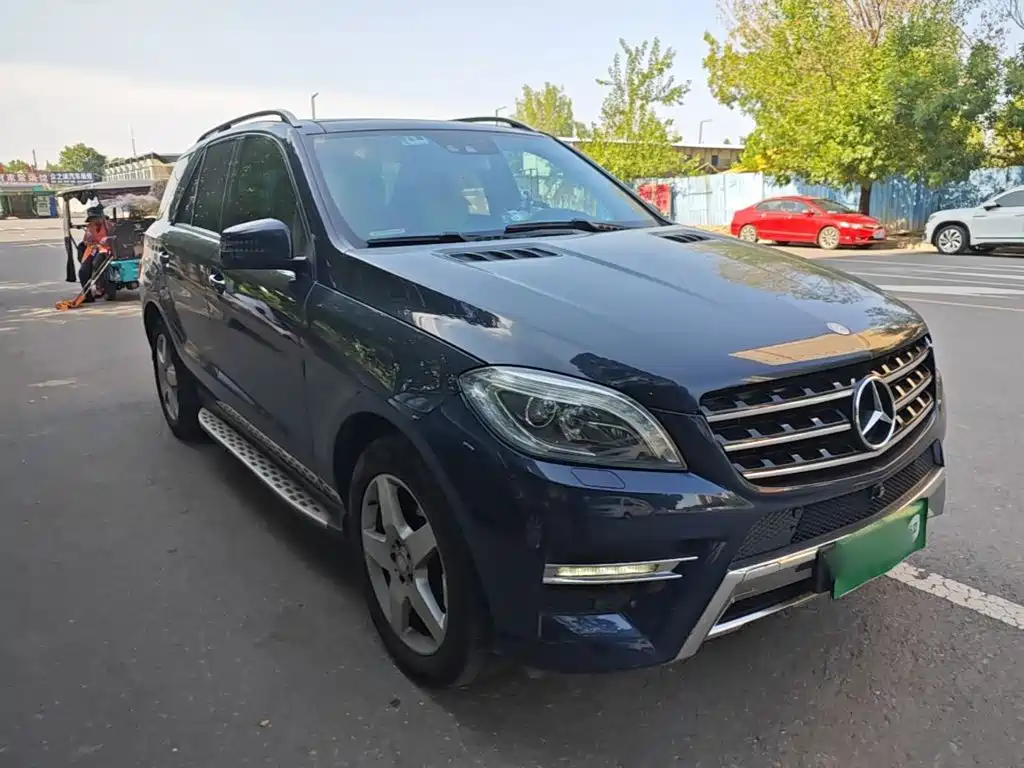 Mercedes-Benz M-Class 2014