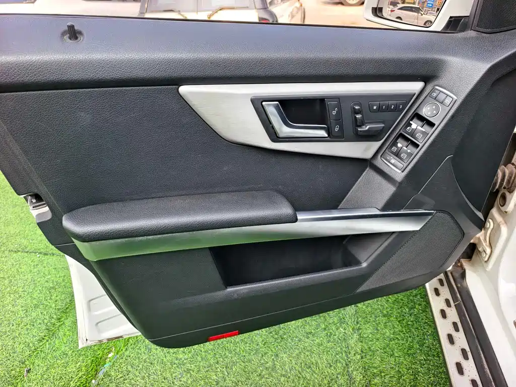 Mercedes-Benz GLK-Class 2014 — фото 10