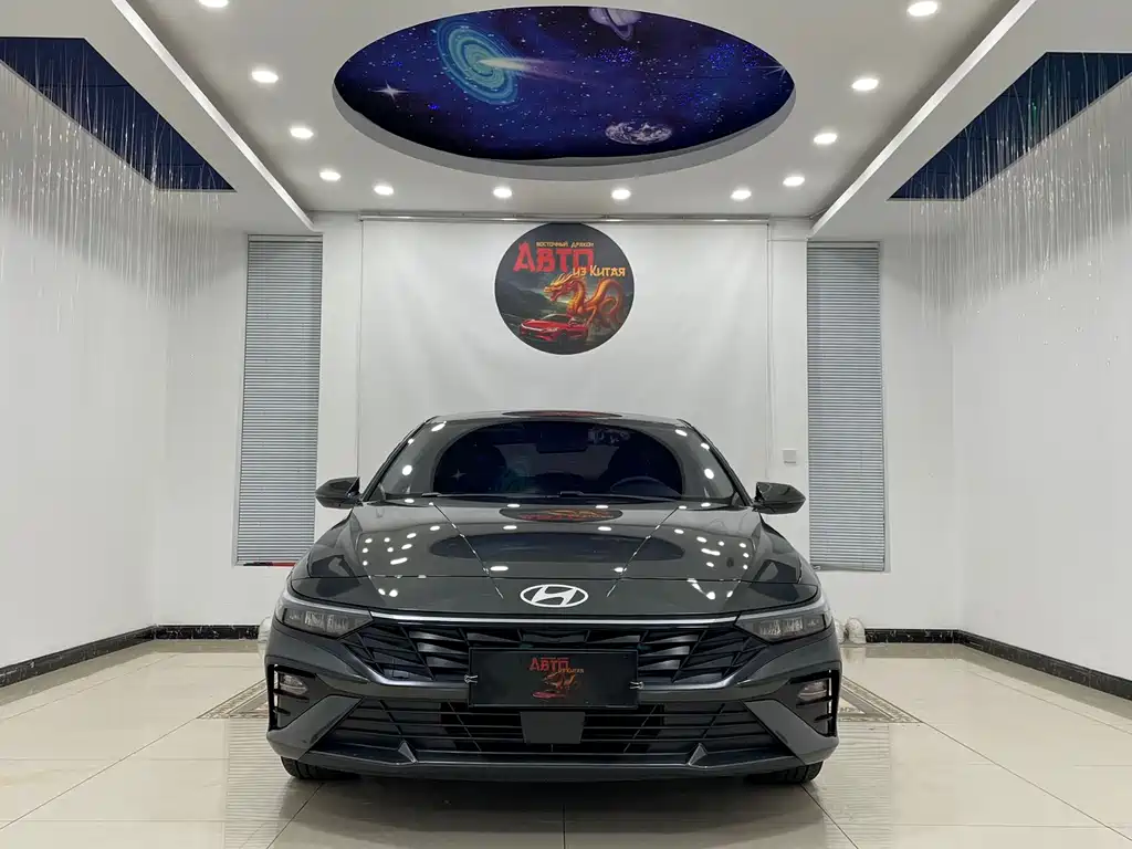 Hyundai Elantra 2024