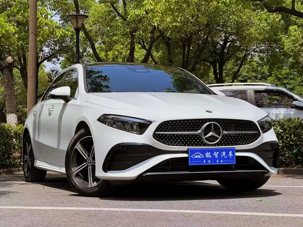 Mercedes-Benz A-Class 2025 — фото 9