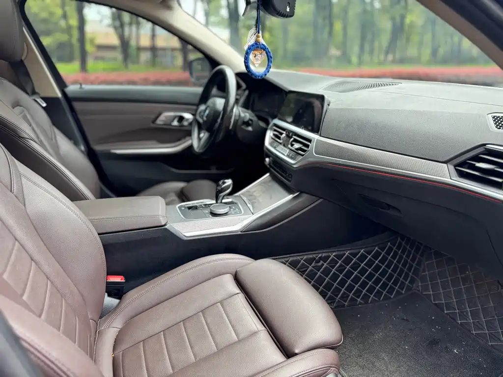 BMW 3 Series 2020