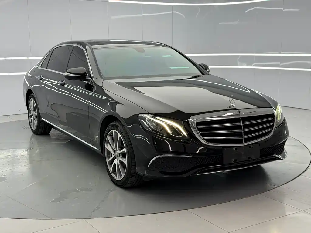 Mercedes-Benz E-Class 2019 — фото 3