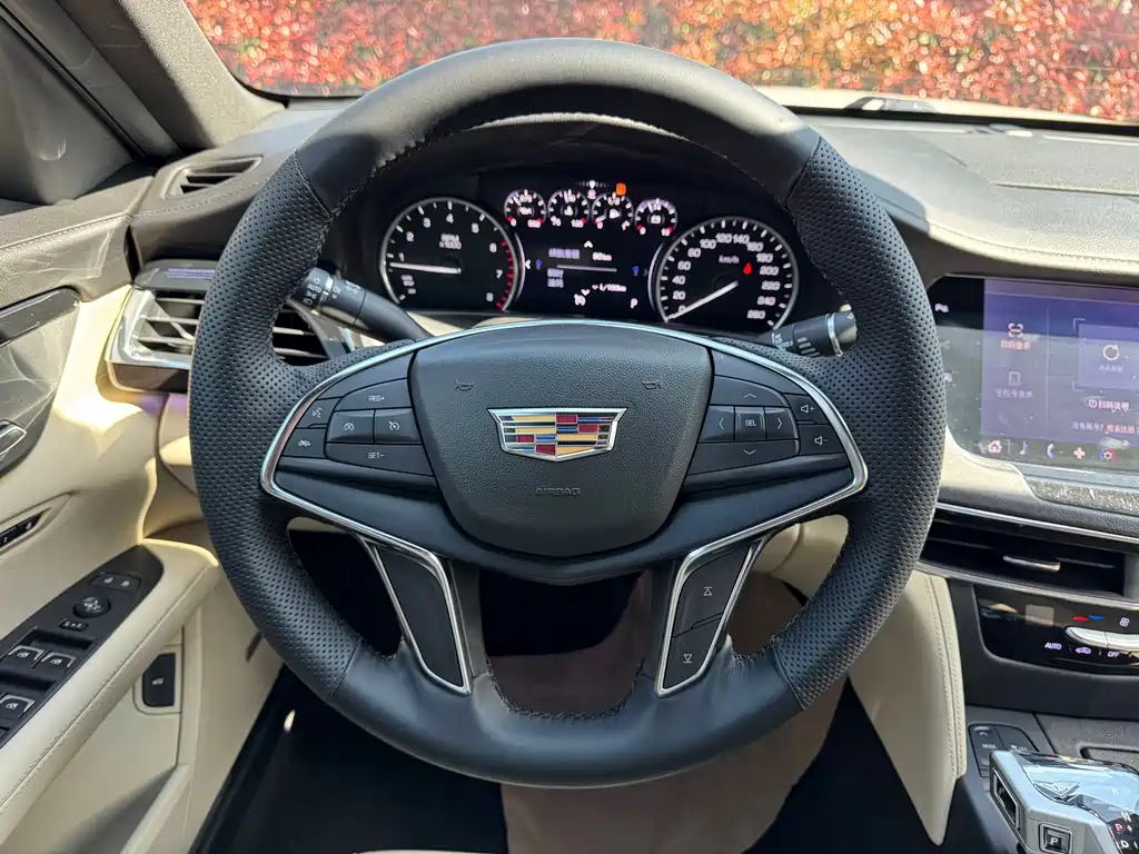 Cadillac CT6 2019 — фото 6